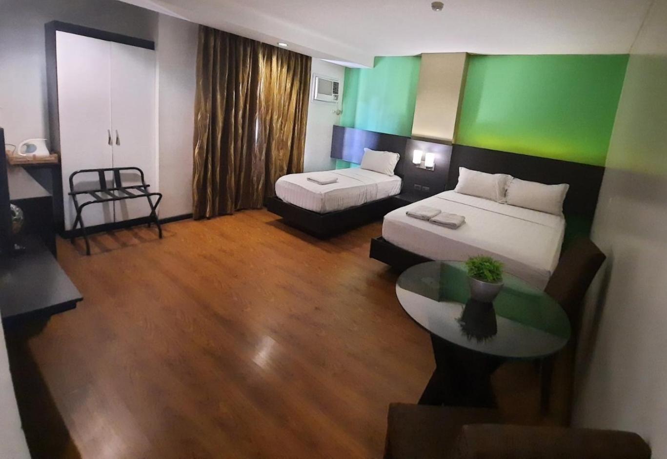 Makati Boutique Hotel Near Naia Airport Terminal 3 Edsa Pasay Cbd Makati City Exterior foto